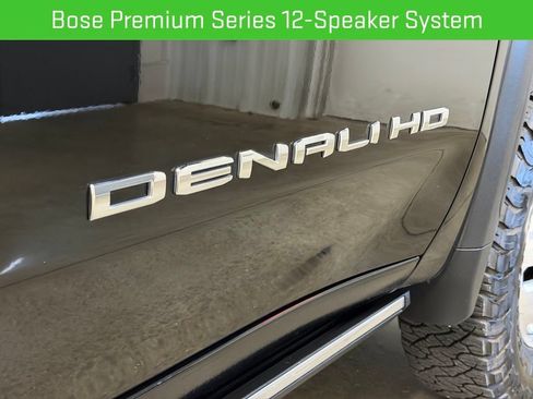 Used 2024 GMC Sierra 3500 Denali Ultimate AWD/4WD image 10
