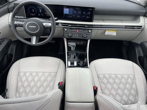 New 2026 Hyundai Tucson SE image 18