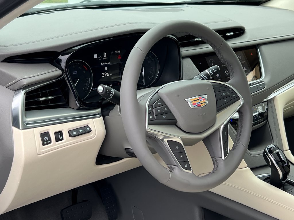 New 2026 Cadillac XT5 Premium Luxury w/ Driver Assist Package FWD image 5