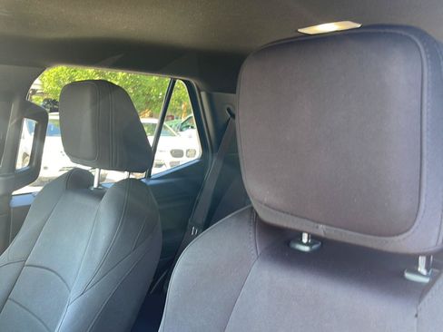 Used 2025 Toyota 4Runner SR5 AWD/4WD image 25