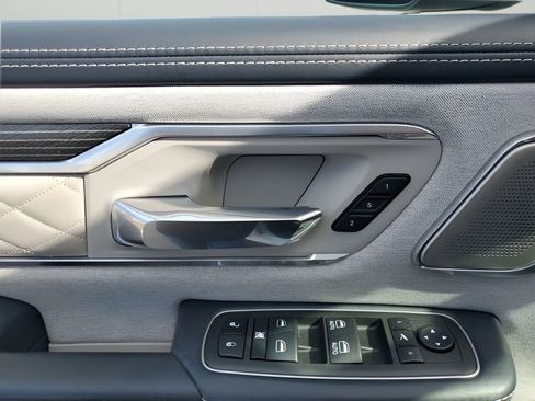 Used 2022 RAM 1500 Limited image 29