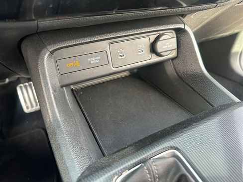 Used 2025 Honda Civic Sport image 19