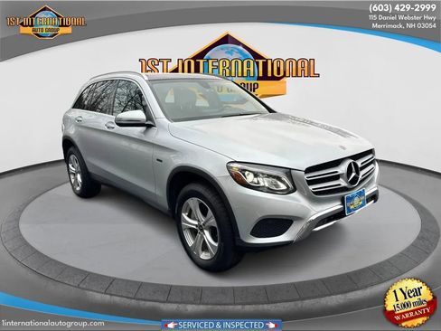 Used 2018 Mercedes-Benz GLC 350e 4MATIC image 2
