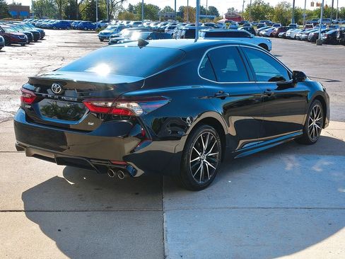Used 2024 Toyota Camry SE FWD image 13