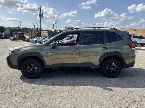 Used 2022 Subaru Forester Wilderness w/ Wilderness Package AWD/4WD image 6