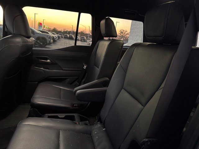 Used 2024 Lexus GX 550 w/ Accessory Package (Z1) AWD/4WD image 9