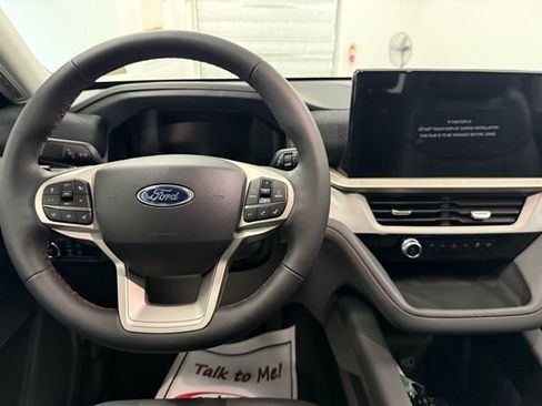 New 2026 Ford Explorer Active w/ Active Comfort Package image 18