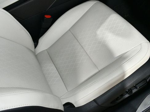 Used 2025 Lexus RX 350 Premium Plus w/ Accessory Package image 12