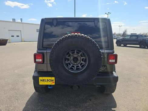 Used 2018 Jeep Wrangler Unlimited Sport S AWD/4WD image 4