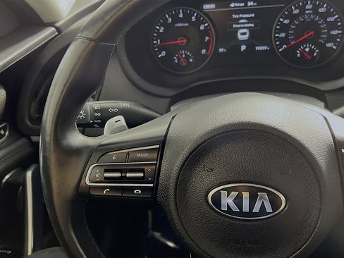Used 2018 Kia Stinger Premium image 19
