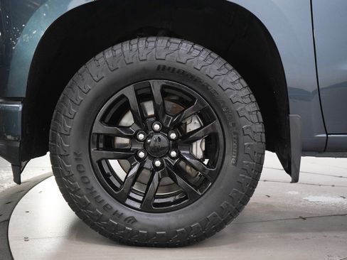 Used 2021 Chevrolet Silverado 1500 RST AWD/4WD image 31