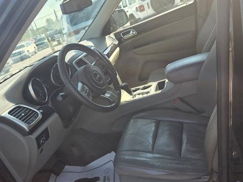 Used 2012 Jeep Grand Cherokee Laredo image 9