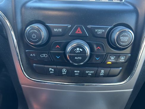 Certified 2019 Jeep Grand Cherokee Laredo image 30