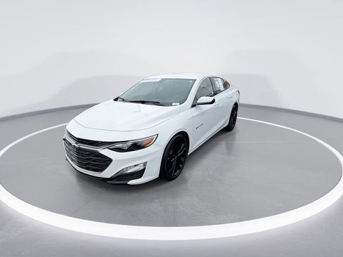 Used 2024 Chevrolet Malibu LT w/ Sport Edition FWD image 4