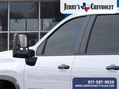 New 2026 Chevrolet Silverado 2500 ZR2 image 14