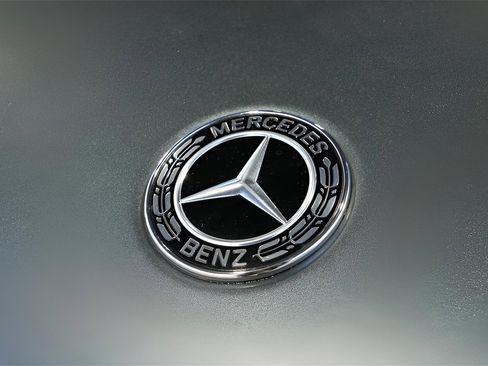 Used 2018 Mercedes-Benz GLC 300 4MATIC image 13