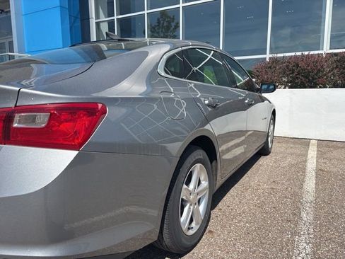 Used 2023 Chevrolet Malibu LS FWD image 3