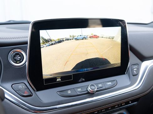 Used 2023 Chevrolet Blazer Premier FWD image 4