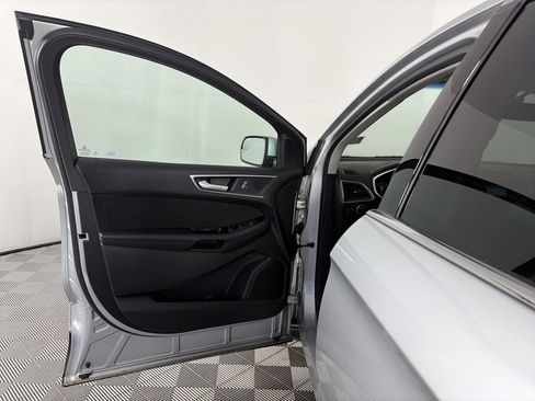 Used 2018 Ford Edge SEL image 10