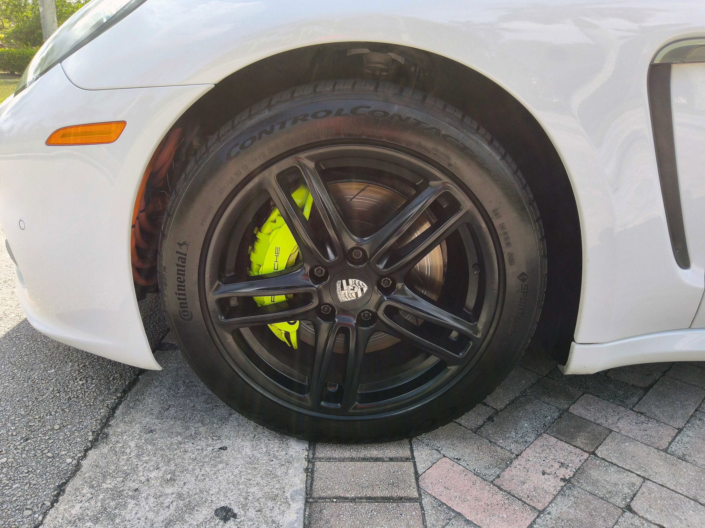 Used 2016 Porsche Panamera S RWD image 49
