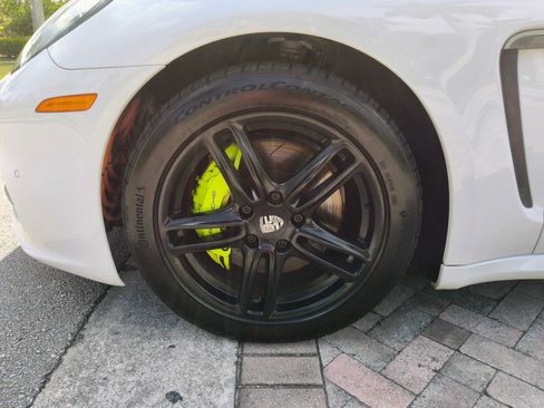 Used 2016 Porsche Panamera S RWD image 49