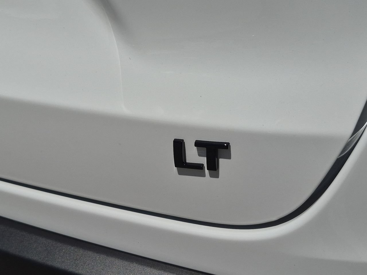 New 2026 Chevrolet Trax LT w/ Driver Confidence Package FWD image 14