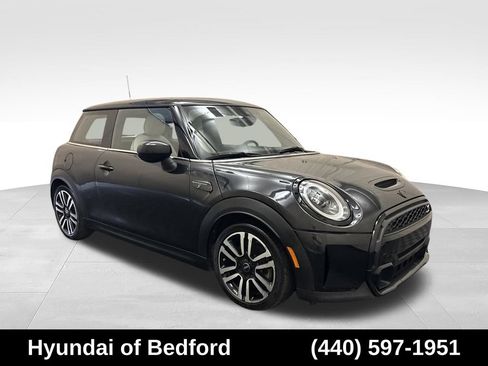 Used 2024 MINI Cooper S FWD image 3