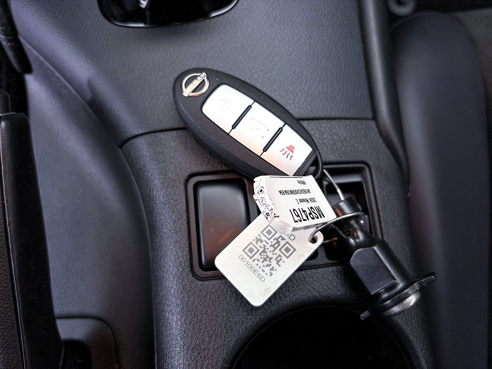 Used 2024 Nissan Z NISMO w/ Floor Mat Package RWD image 31