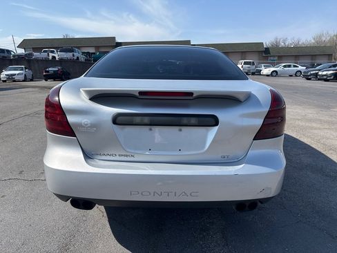 Used 2005 Pontiac Grand Prix GT w/ Leather Trim Package image 7