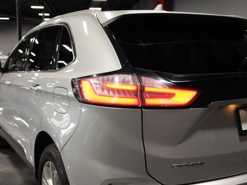 Used 2019 Ford Edge Titanium AWD/4WD image 30
