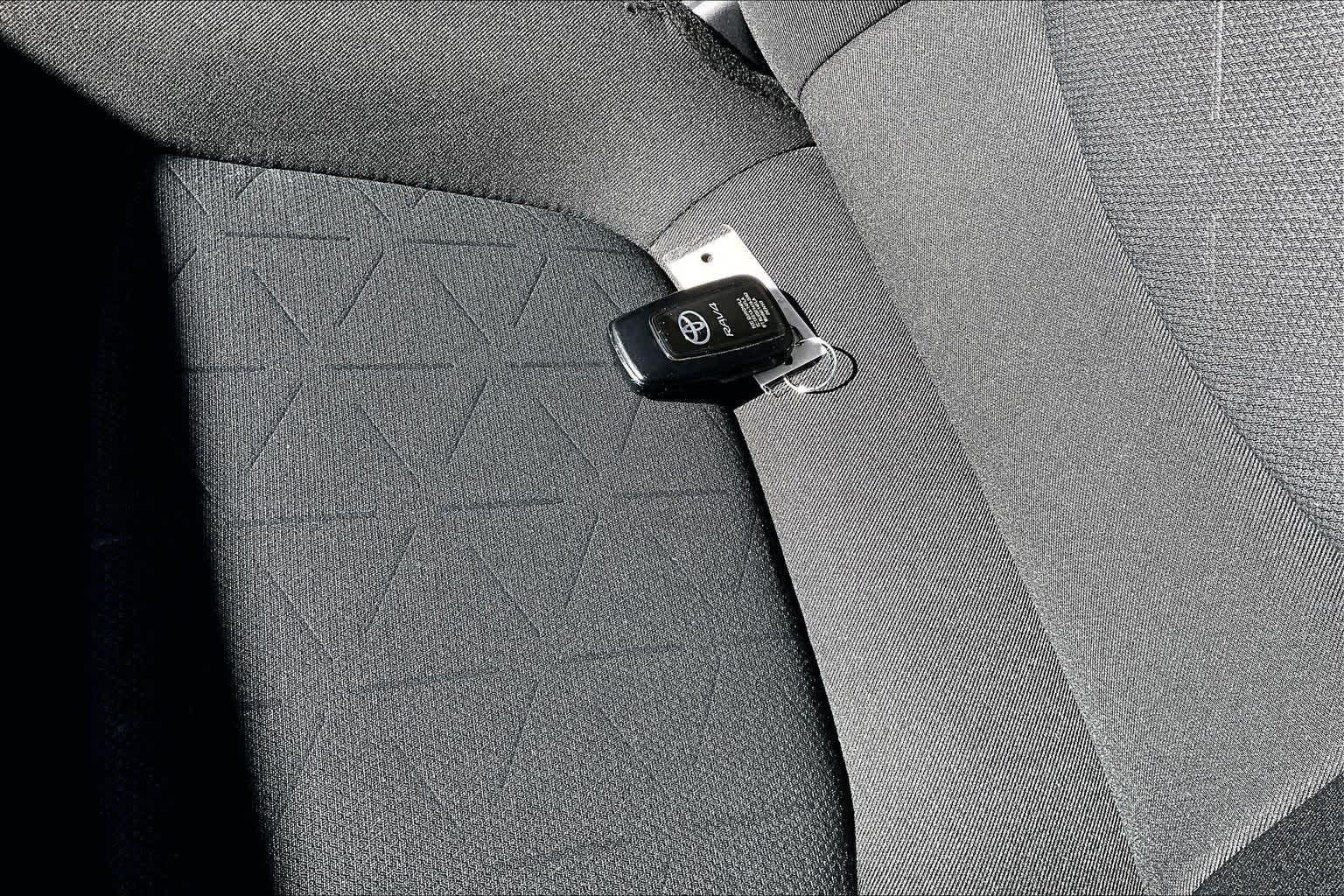 Certified 2025 Toyota RAV4 XLE w/ Convenience Package FWD image 14
