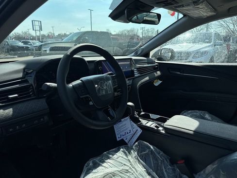 New 2026 Toyota Camry XLE AWD/4WD image 15