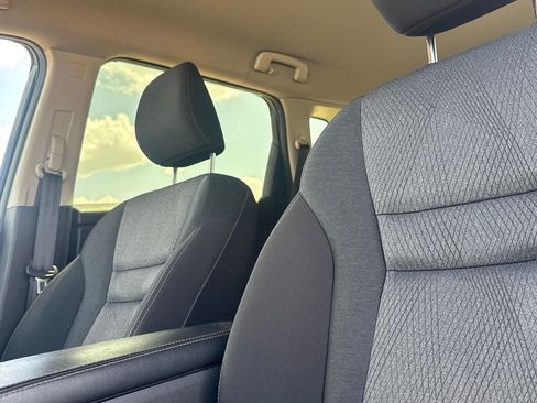 Certified 2025 Nissan Rogue SV FWD image 43