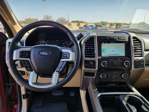 Used 2017 Ford F250 Lariat w/ Lariat Ultimate Package AWD/4WD image 6