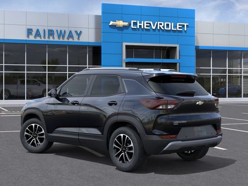 New 2026 Chevrolet TrailBlazer LT w/ Convenience Package AWD/4WD image 3