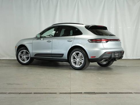 New 2025 Porsche Macan image 3