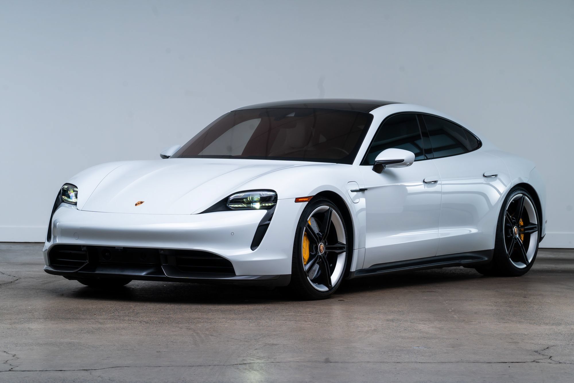 Used 2021 Porsche Taycan Turbo S w/ Premium Package AWD/4WD image 3