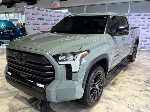Used 2024 Toyota Tundra Limited AWD/4WD image 2