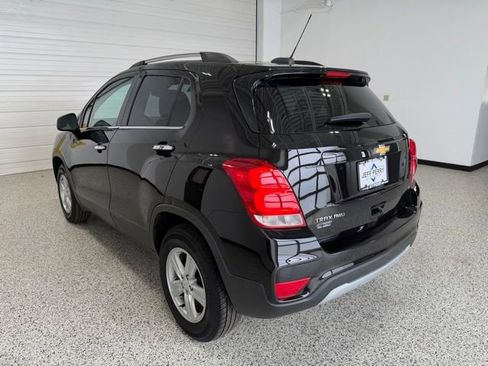Used 2020 Chevrolet Trax LT w/ Driver Confidence Package AWD/4WD image 5