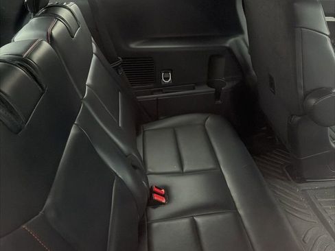 Used 2025 Ford Explorer ST-Line w/ Premium Package image 10