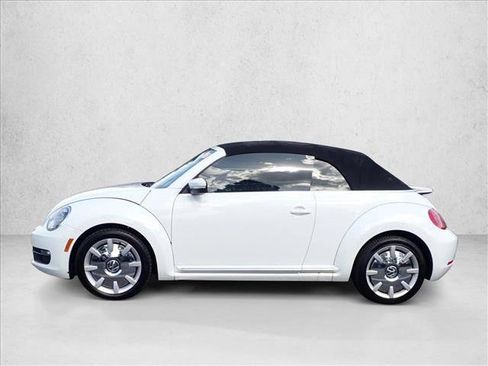 Used 2016 Volkswagen Beetle 1.8T S FWD image 12