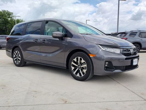 New 2026 Honda Odyssey EX-L image 5