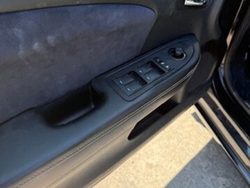 Used 2013 Chrysler 200 Limited w/ Sun/Sound Group image 10