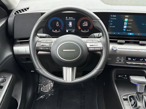 Used 2025 Hyundai Kona SEL AWD/4WD image 14