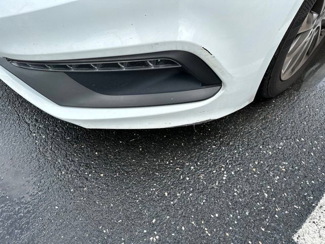 Used 2015 Hyundai Sonata Sport FWD image 2