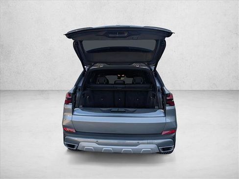 Used 2026 BMW X5 xDrive40i image 7