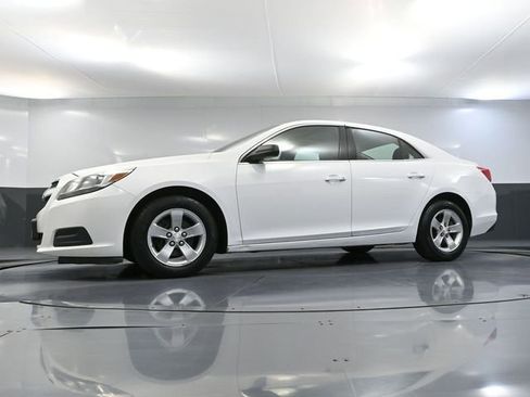 Used 2013 Chevrolet Malibu LS FWD image 48