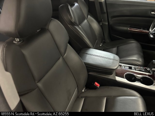 Used 2017 Acura TLX FWD image 10