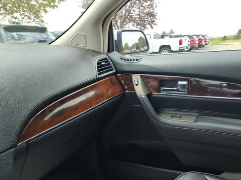 Used 2015 Lincoln MKX AWD w/ Equipment Group 102A image 20