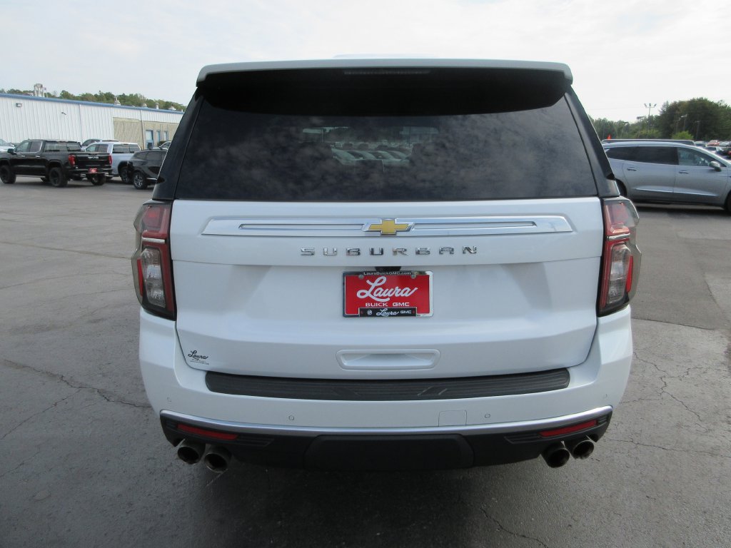Certified 2022 Chevrolet Suburban High Country AWD/4WD image 7